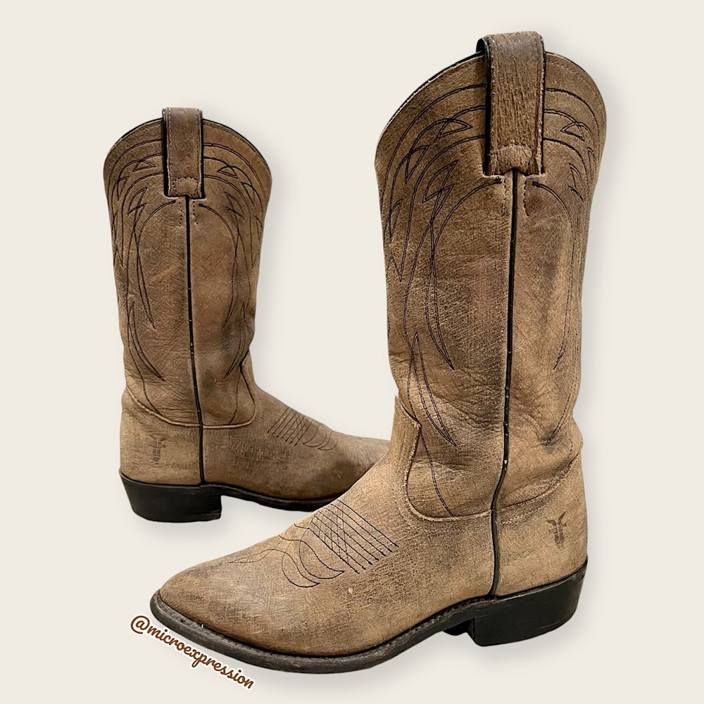 $399 Frye Billy Pull On Tan Distressed Leather Cowboy Knee/Calf High Stitch Boot - Picture 7 of 15